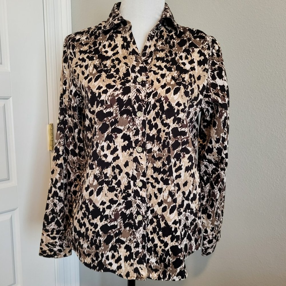 Westbound Animal Print Wrinkle Free Button Up Collared Shirt, Size Small